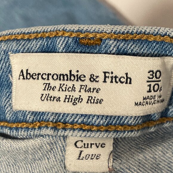 Abercrombie & Fitch The Kick Flare Ultra High Rise Curve Love Size 30/10S - Picture 7 of 9